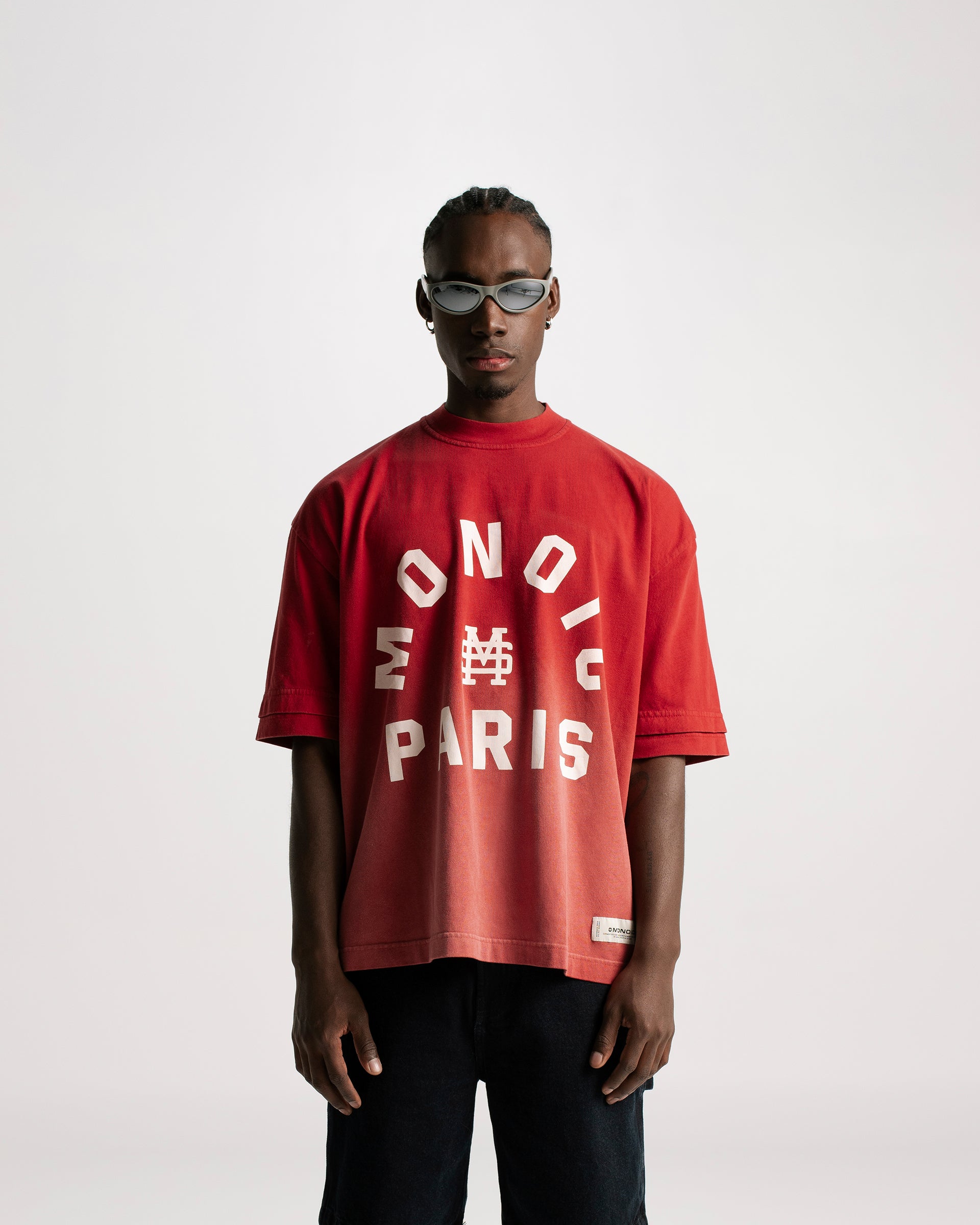 Monoic Paris Boxy Fit T-shirt Gradient Red| Parisian Dreams T-shirts | Monoic Studios