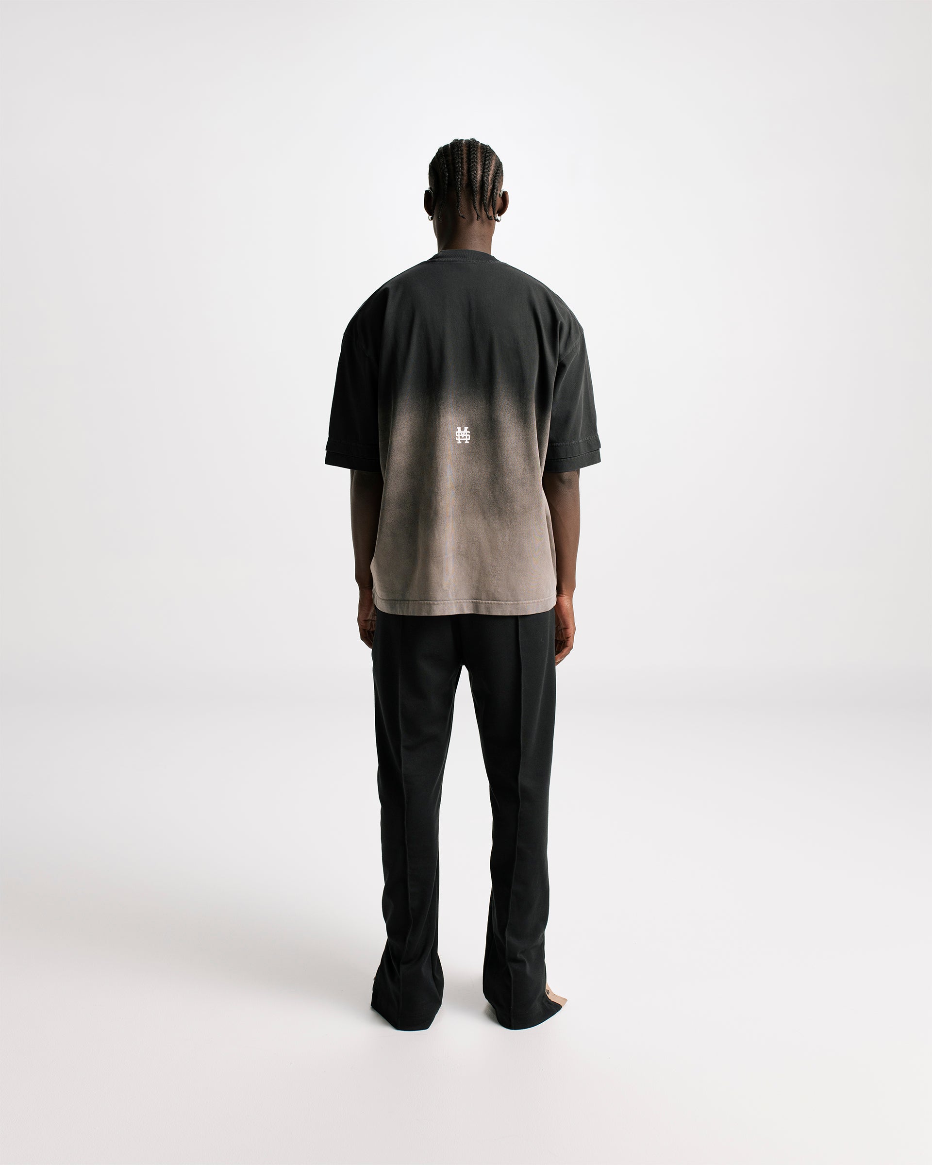 Camiseta Boxy Fit Monoic Paris Negro Oscuro Degradé| Camisetas Parisian Dreams | Monoic Studios