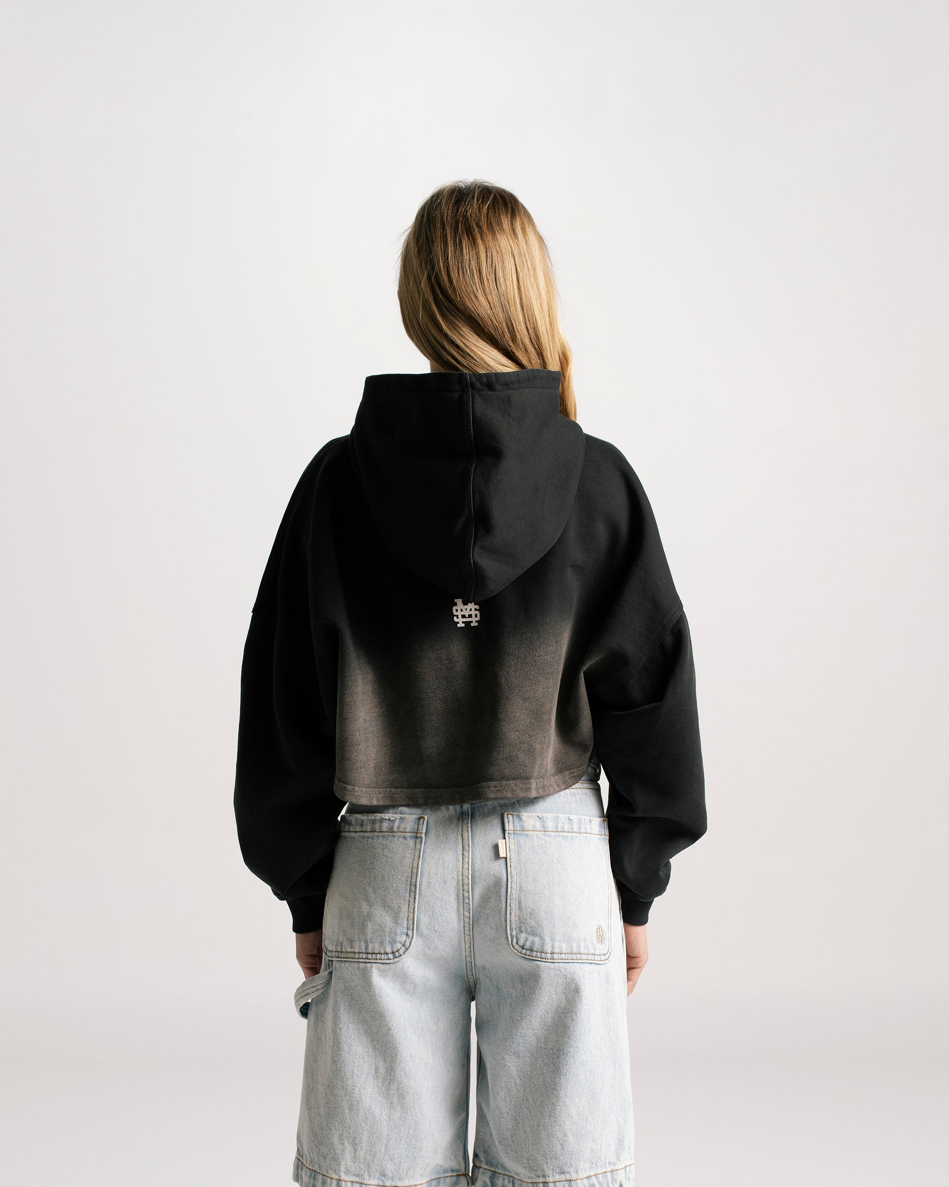 Cropped Hoodie Monoic Paris Negro Degradé | Hoodies Parisian Dreams | Monoic Studios