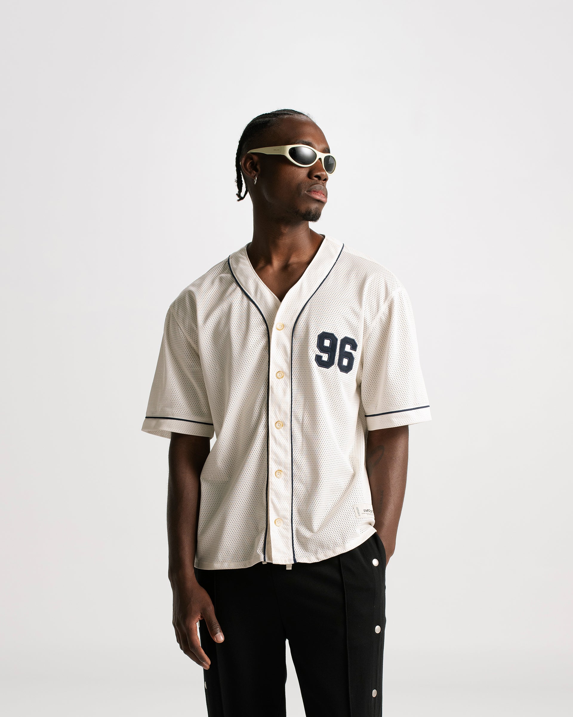 Baseball Jersey Blanco Hueso| Camisetas Parisian Dreams | Monoic Studios