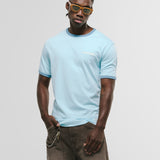 Camiseta Ringer Tee – Azul Cielo