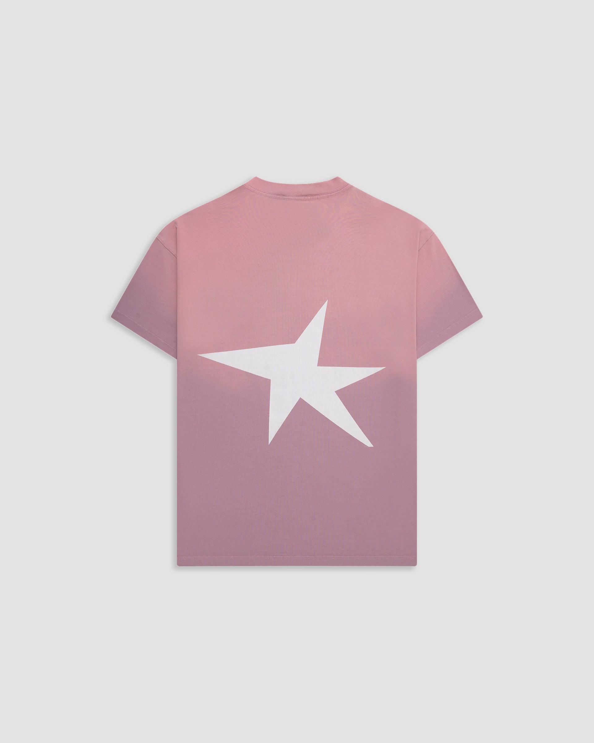 Camiseta Boxy Fit Riva rosado malva con estrella en la espalda y “Monoic” en el pecho en corrosión | MONOIC 